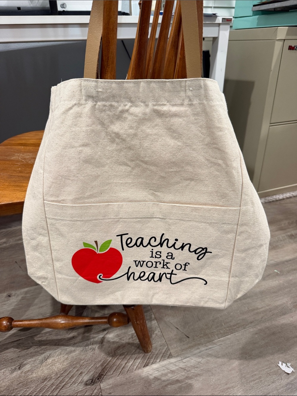 Canvas Teacher Tote Bag – Cream with Red Apple Design
